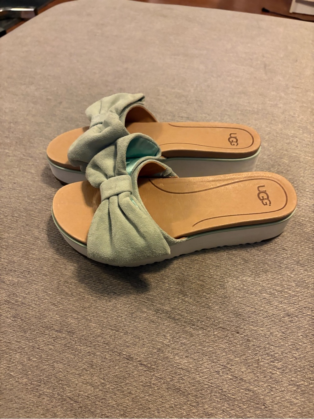 UGG Women’s Mint Suede Bow Slide Sandals